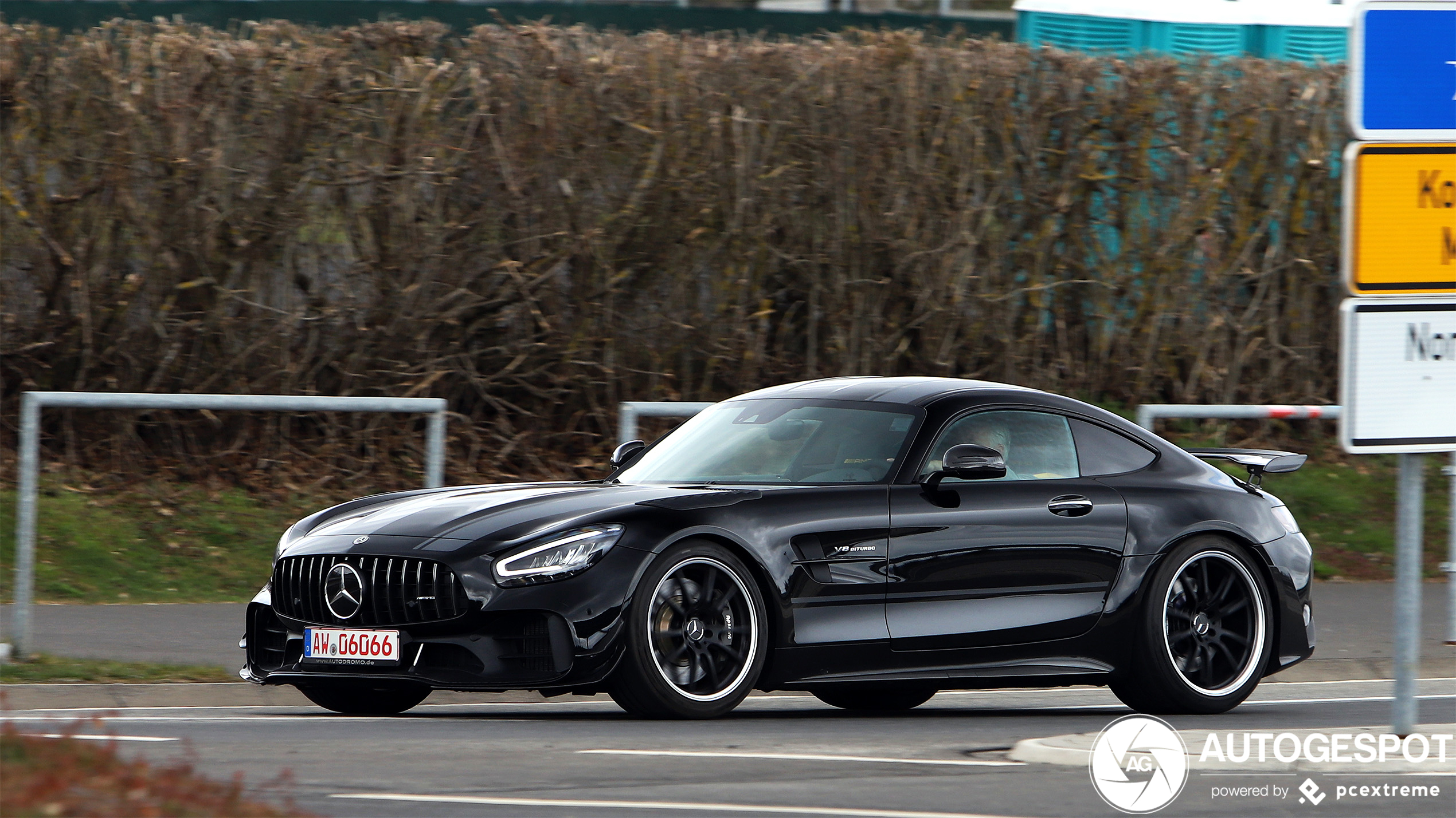 Mercedes-AMG GT R Pro C190