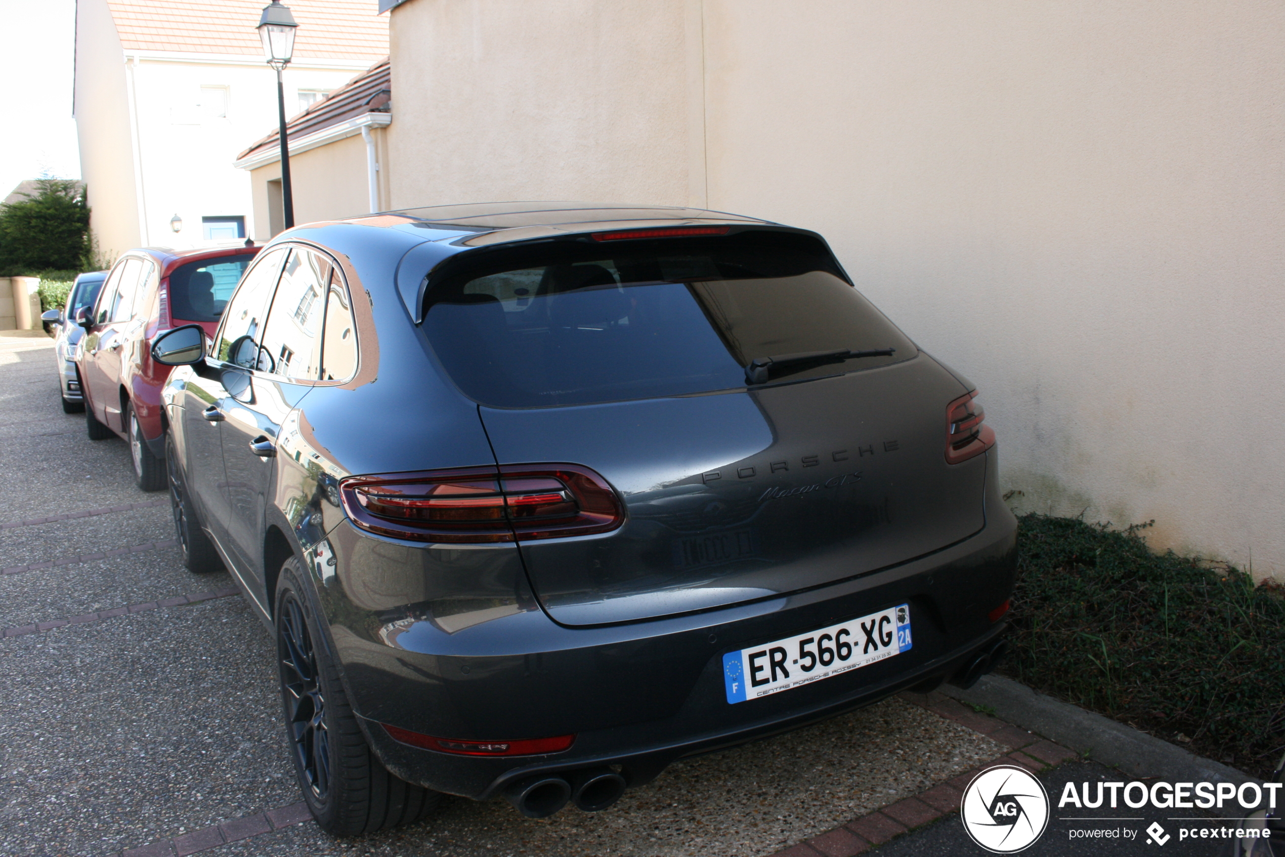 Porsche 95B Macan GTS