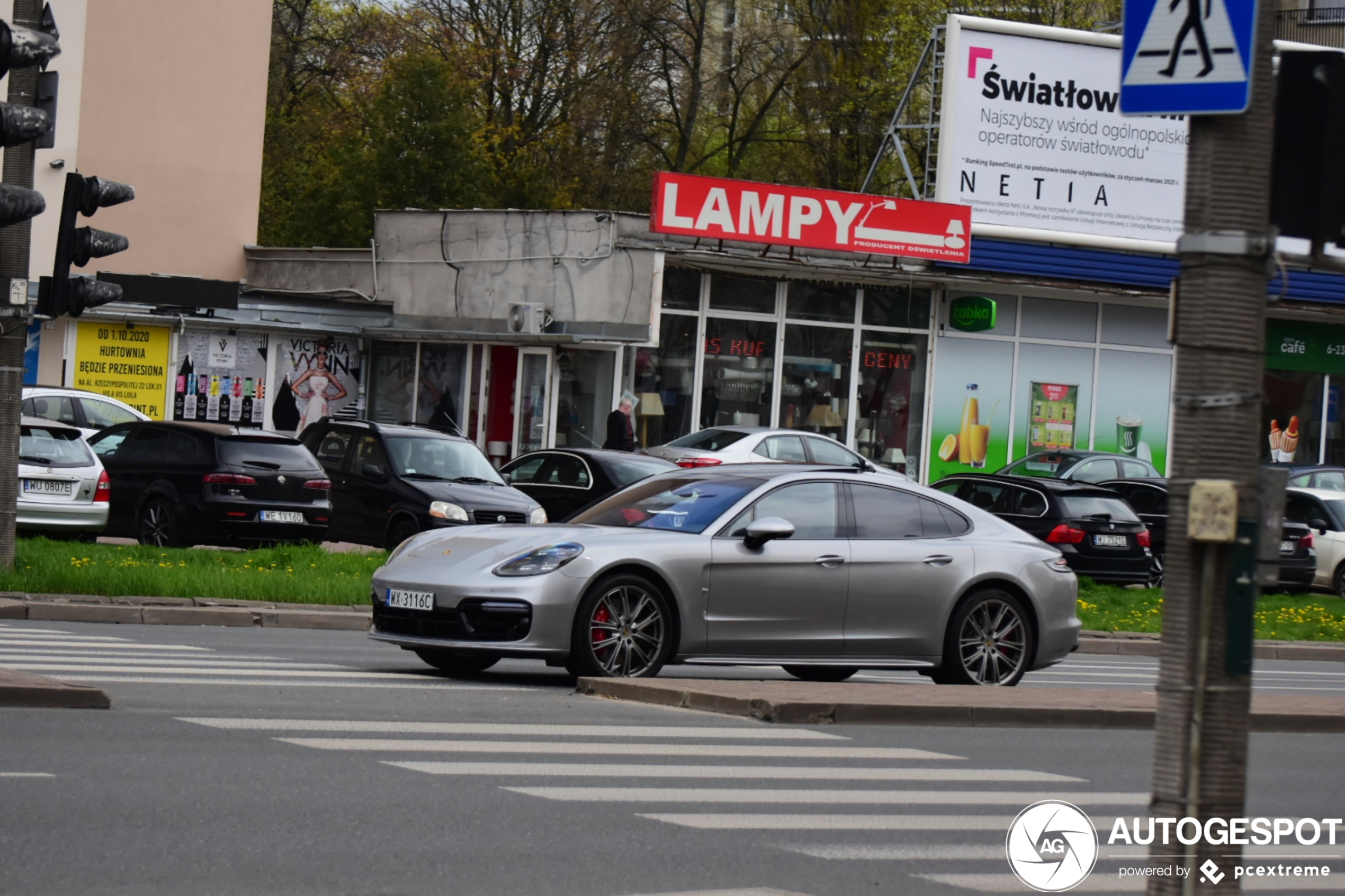 Porsche 971 Panamera Turbo