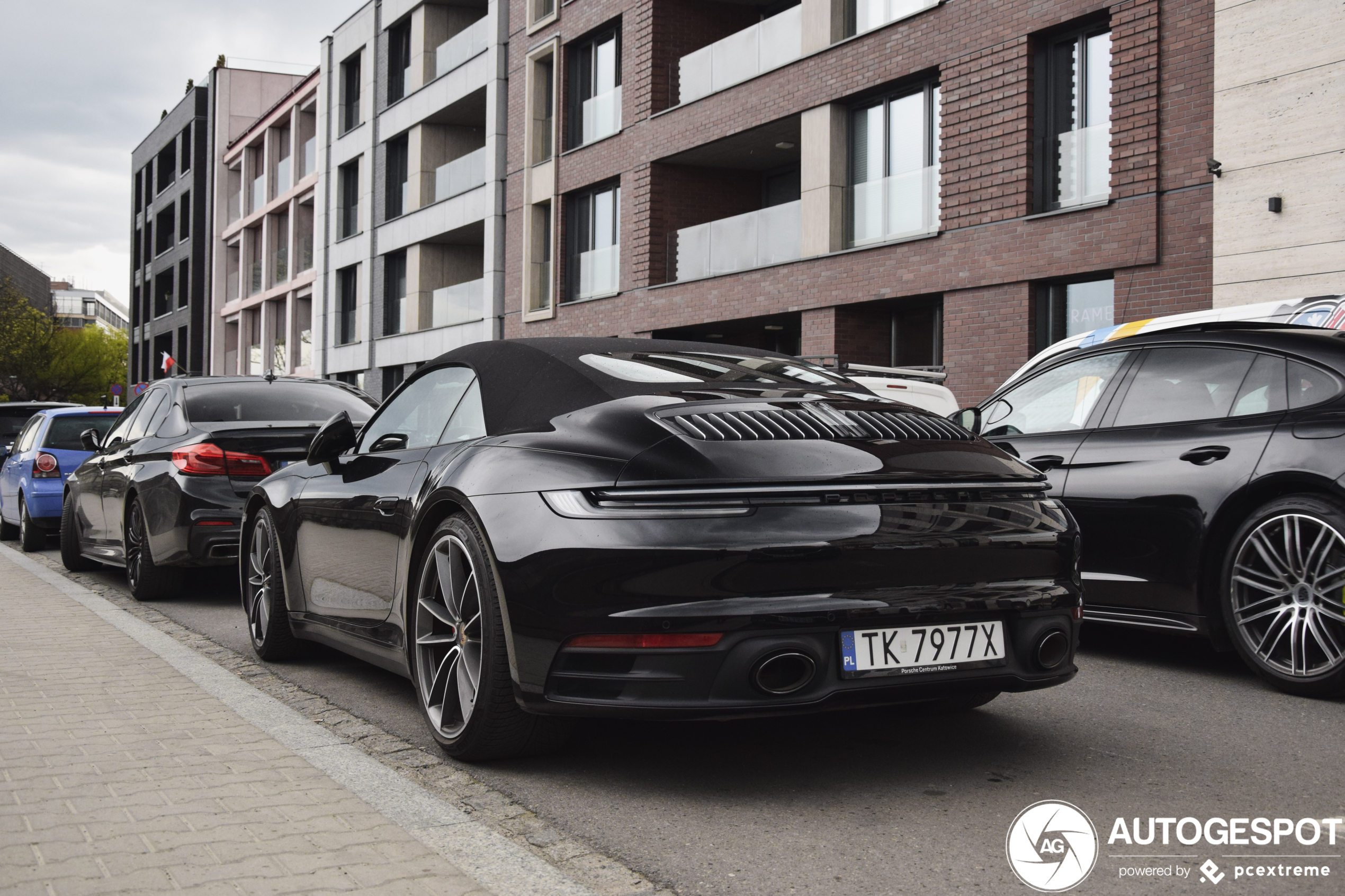 Porsche 992 Carrera 4S Cabriolet