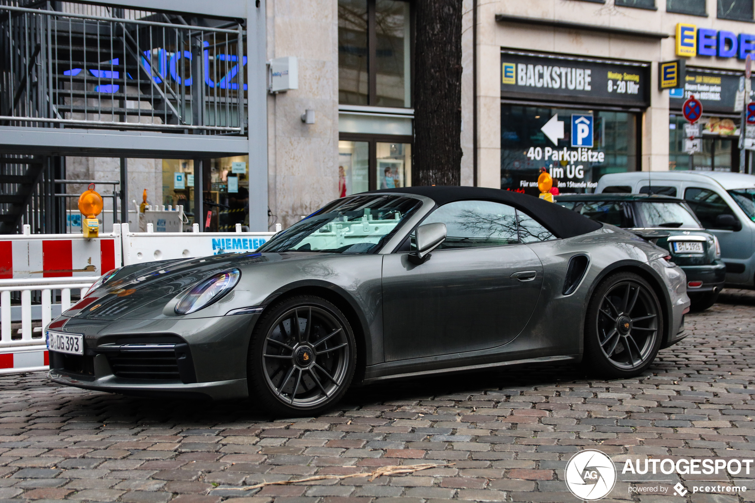 Porsche 992 Turbo S Cabriolet