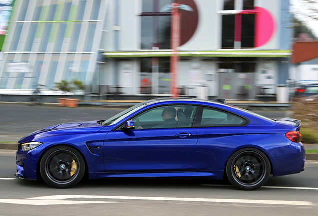 BMW M4 F82 CS