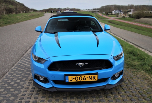 Ford Mustang GT Convertible 2015