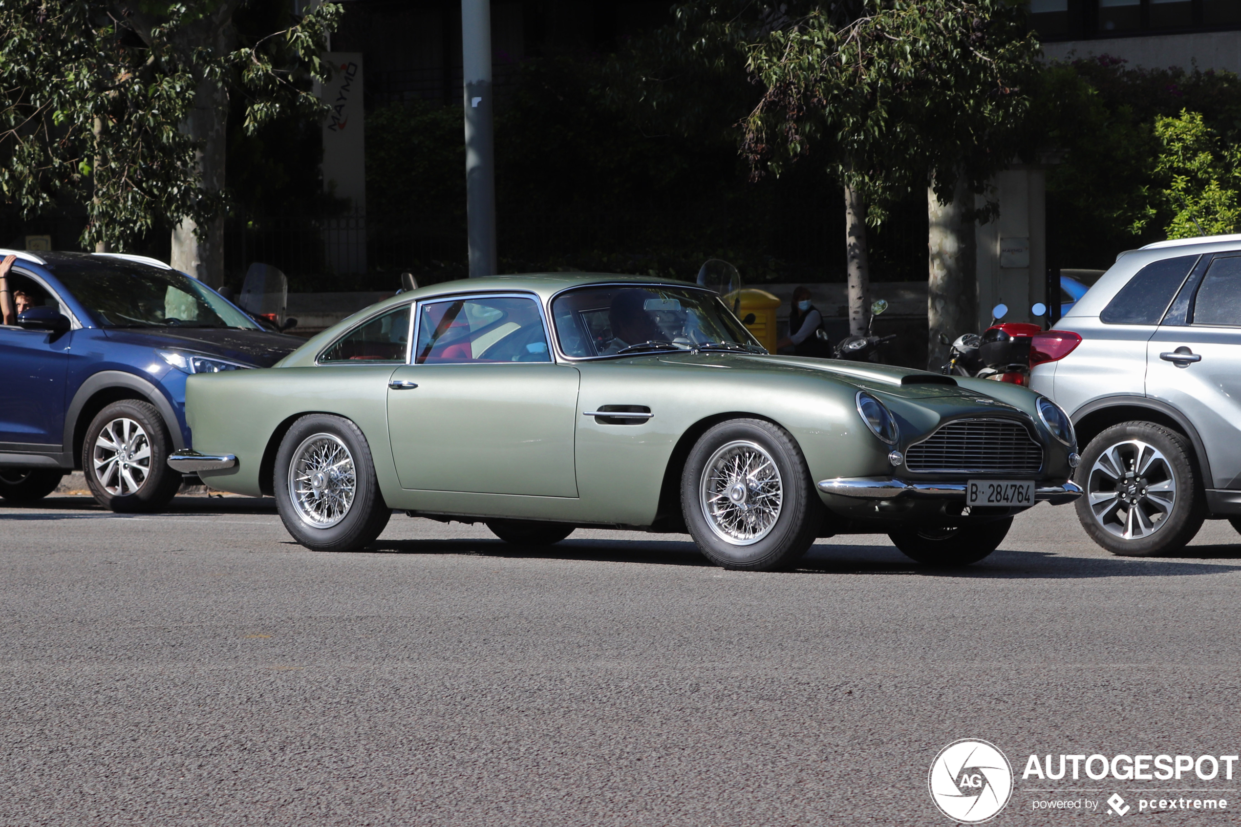 Aston Martin DB4 Series V