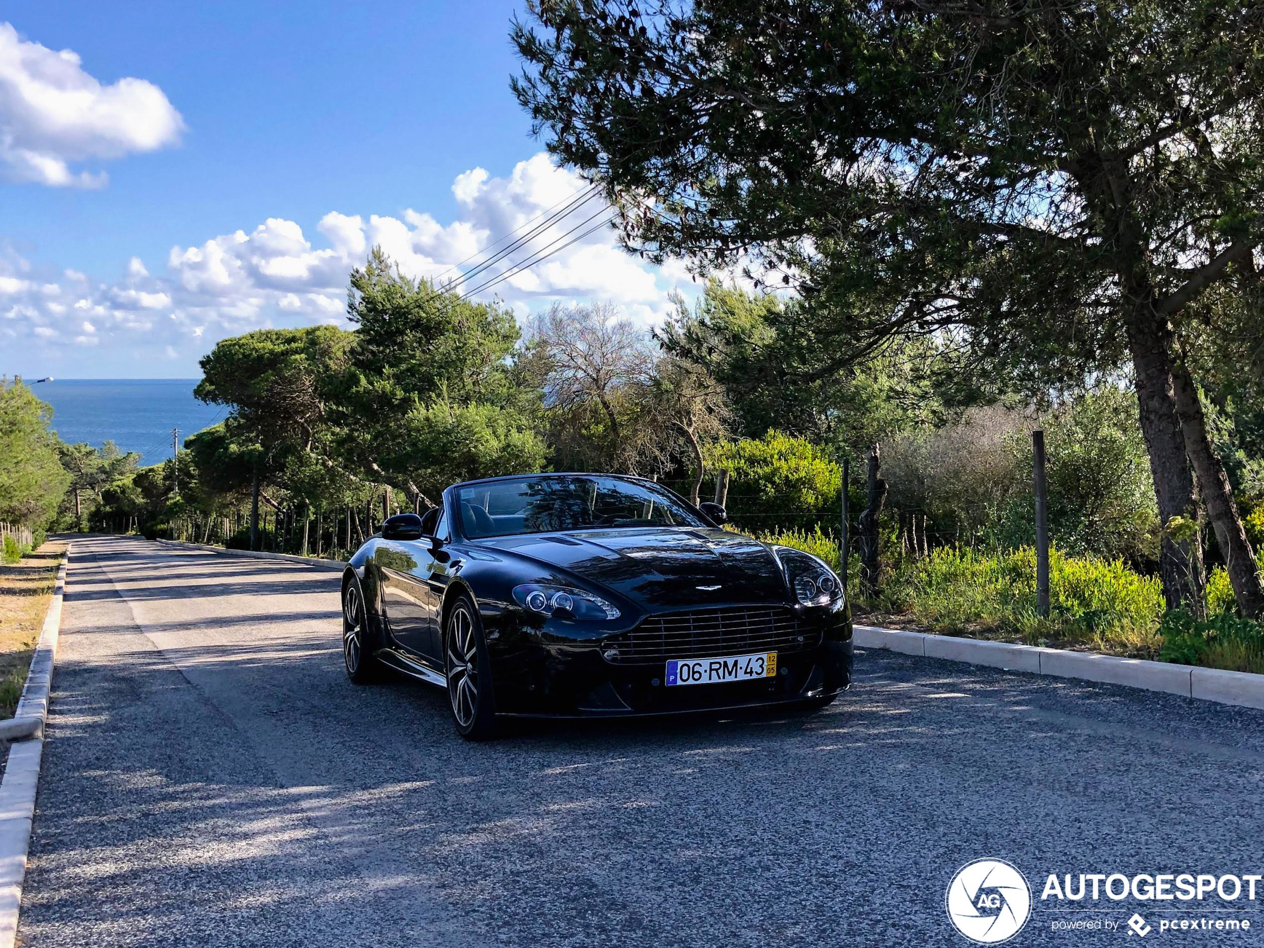 Aston Martin V8 Vantage S Roadster