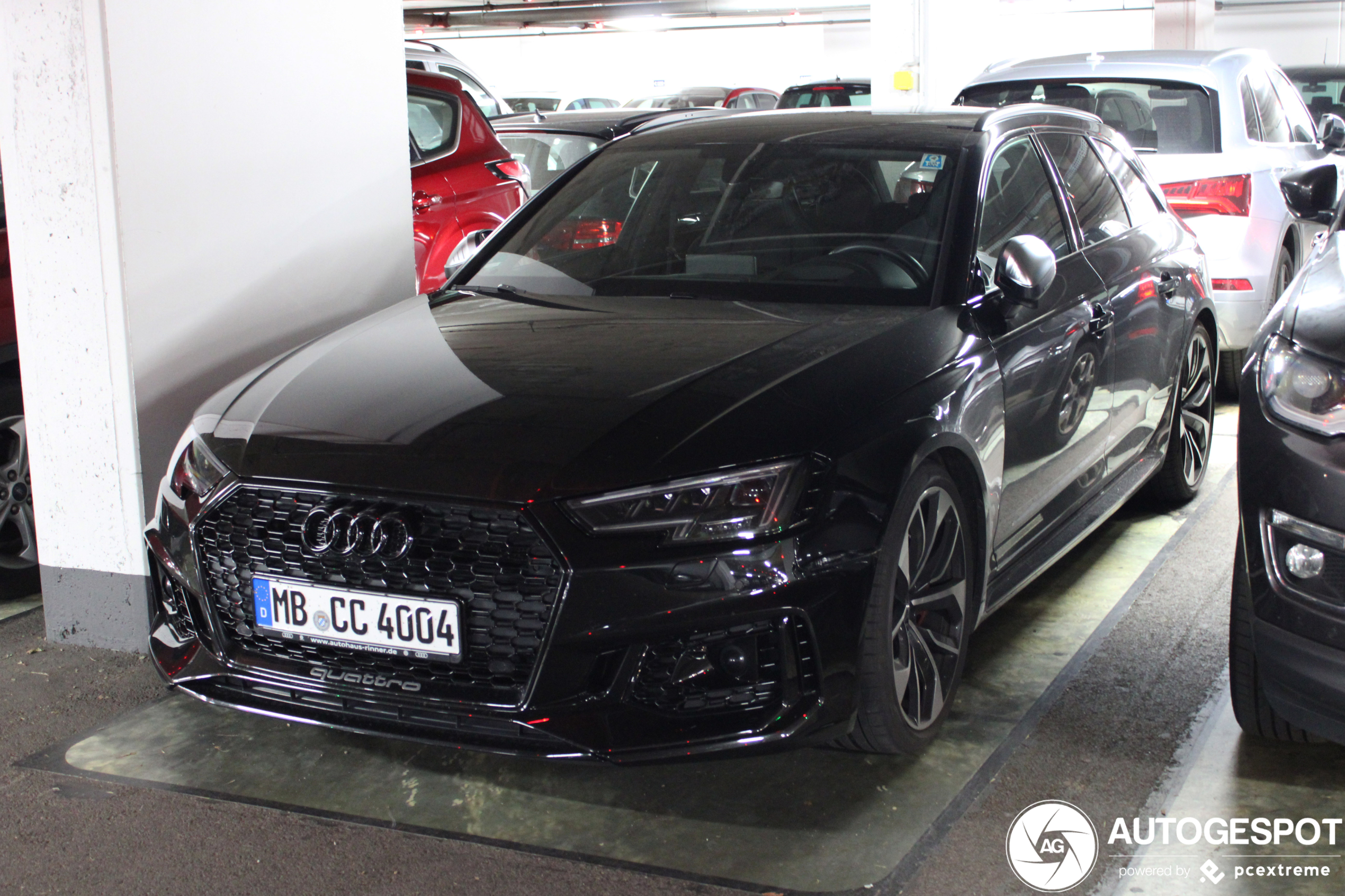 Audi RS4 Avant B9