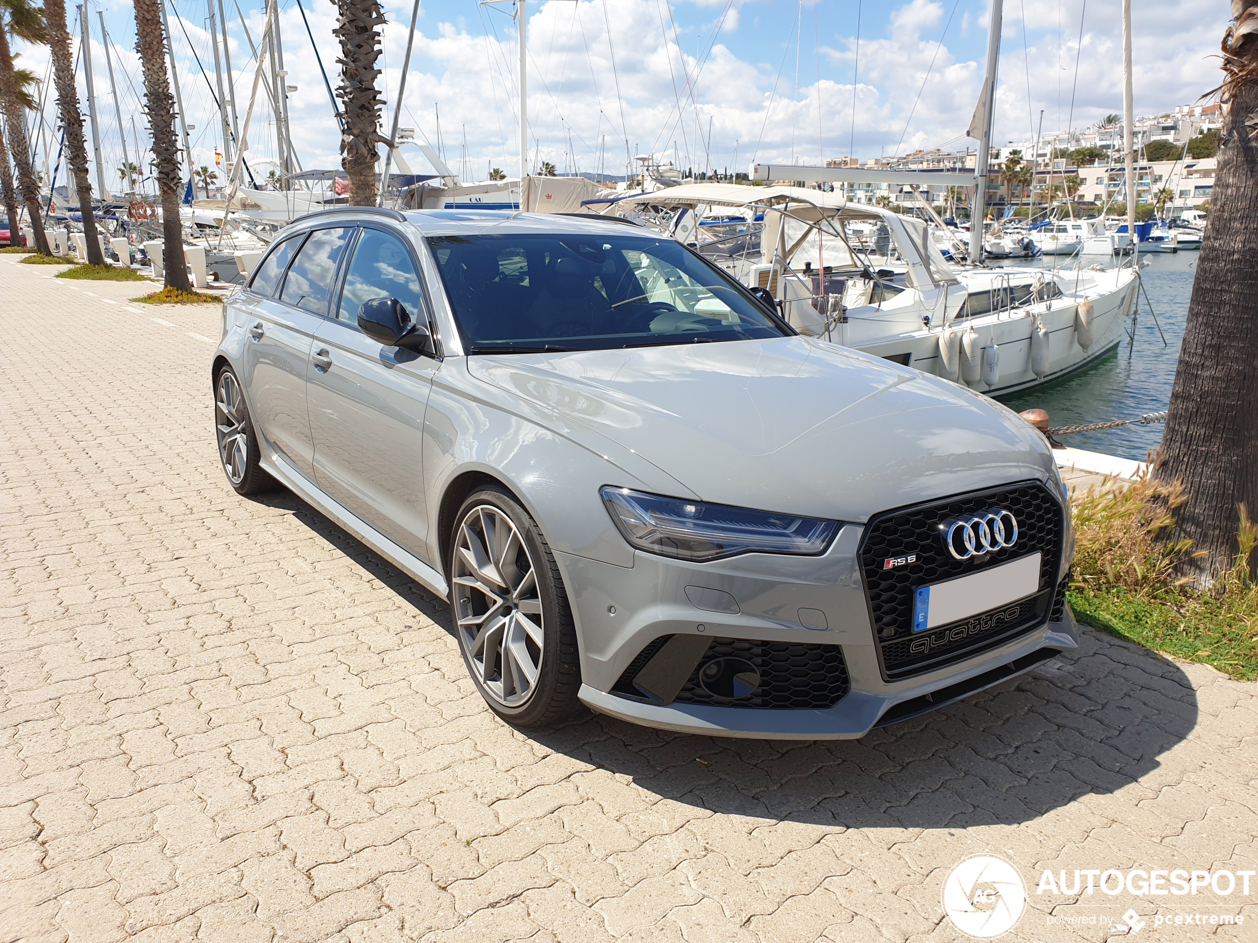 Audi RS6 Avant C7 2015