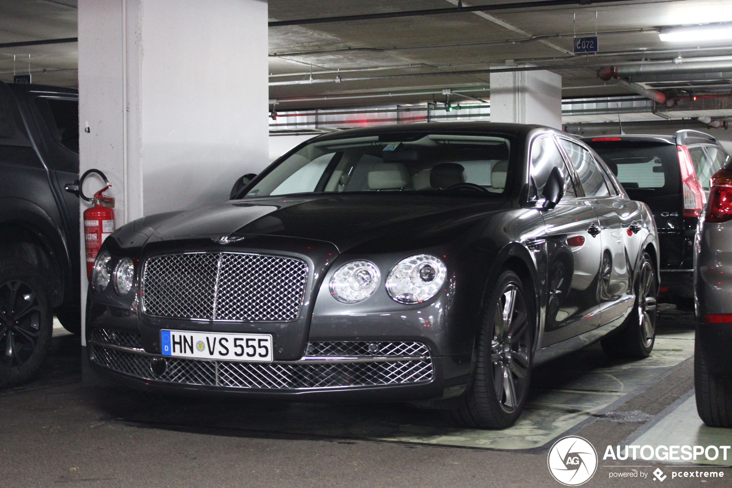 Bentley Flying Spur W12