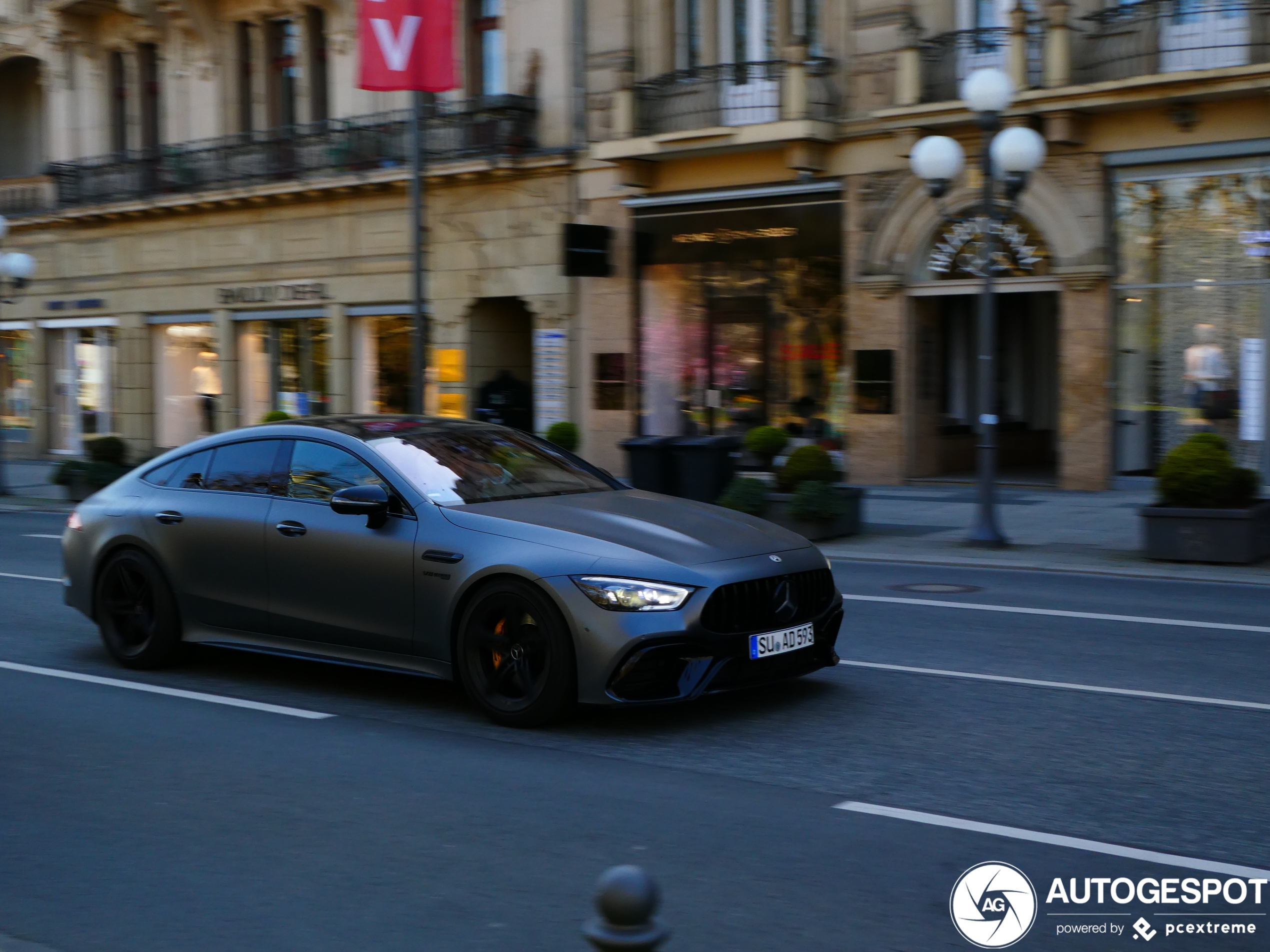 Mercedes-AMG GT 63 S X290