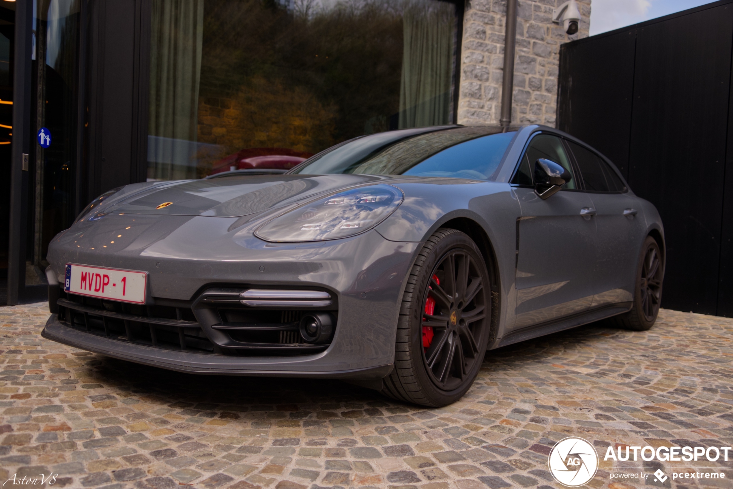 Porsche 971 Panamera GTS Sport Turismo