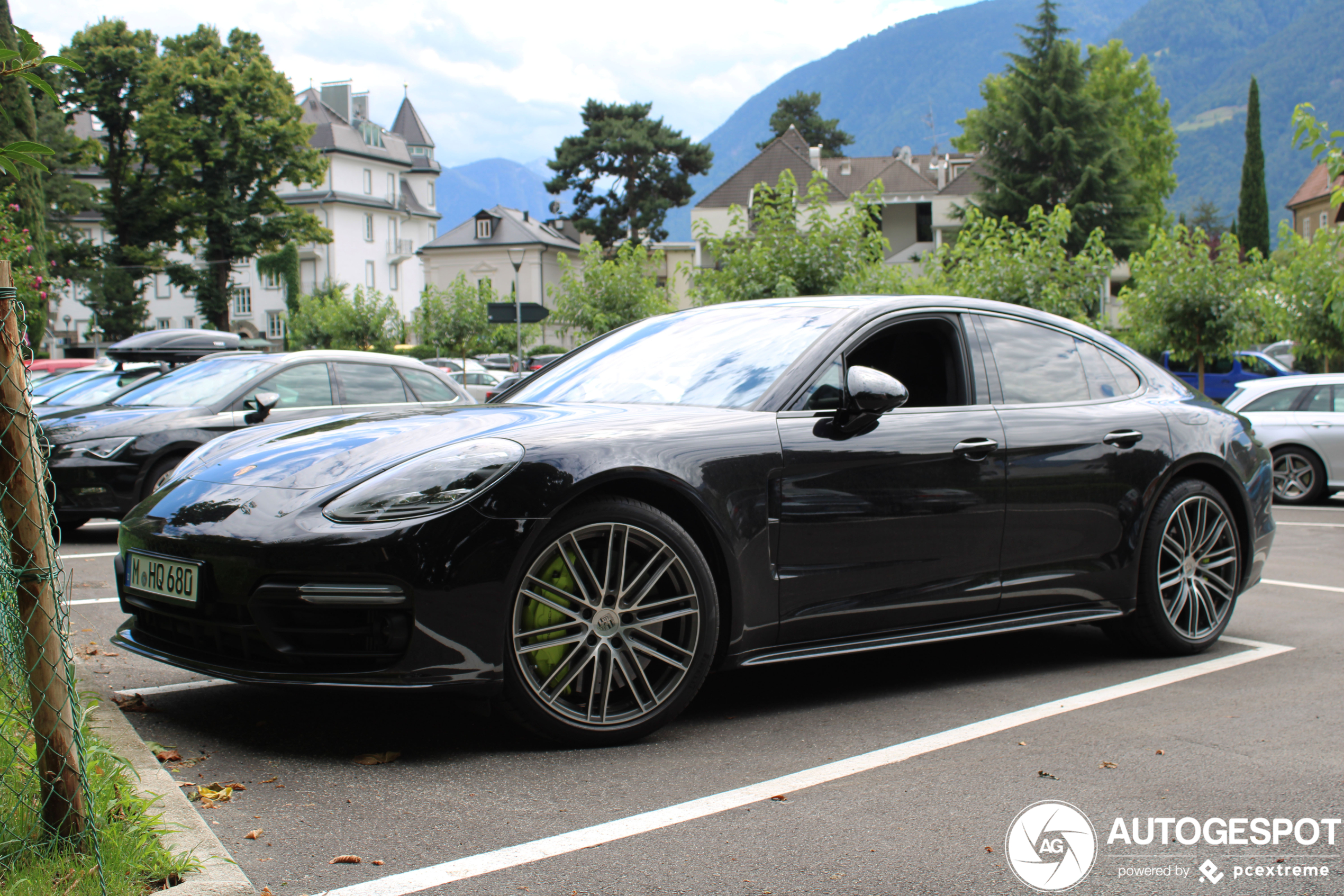 Porsche 971 Panamera Turbo S E-Hybrid