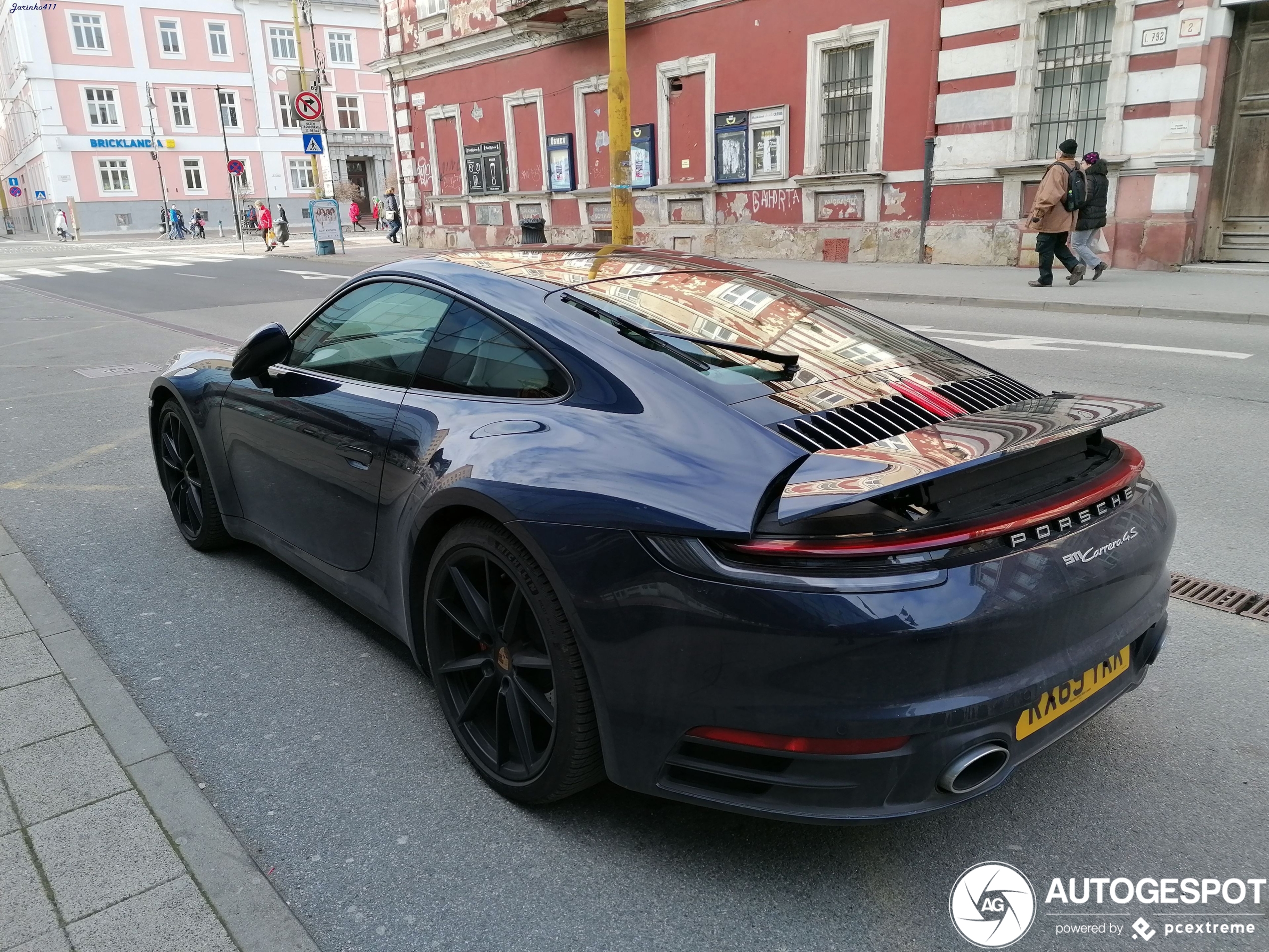 Porsche 992 Carrera 4S