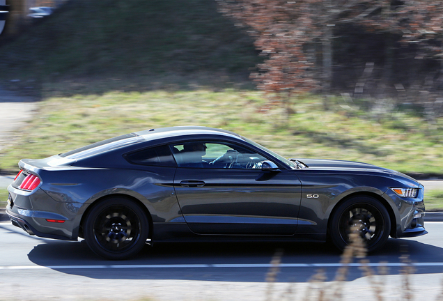 Ford Mustang GT 2015