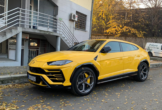 Lamborghini Urus