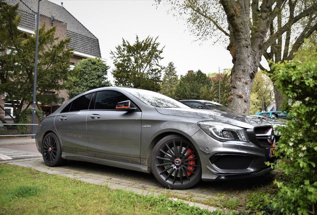 Mercedes-Benz CLA 45 AMG Edition 1 C117