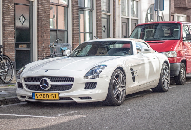 Mercedes-Benz SLS AMG Roadster