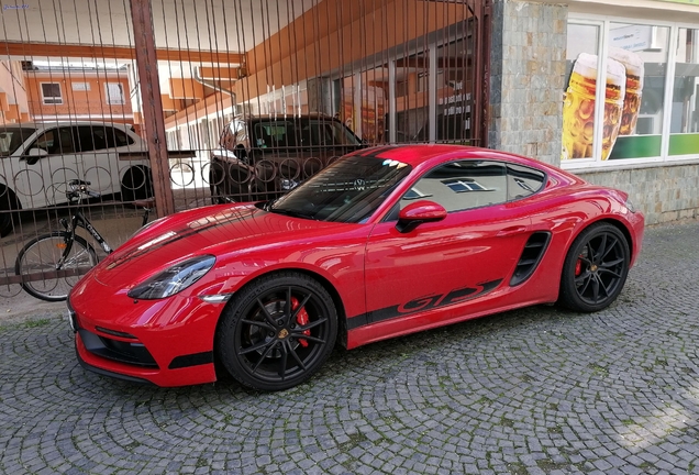 Porsche 718 Cayman GTS