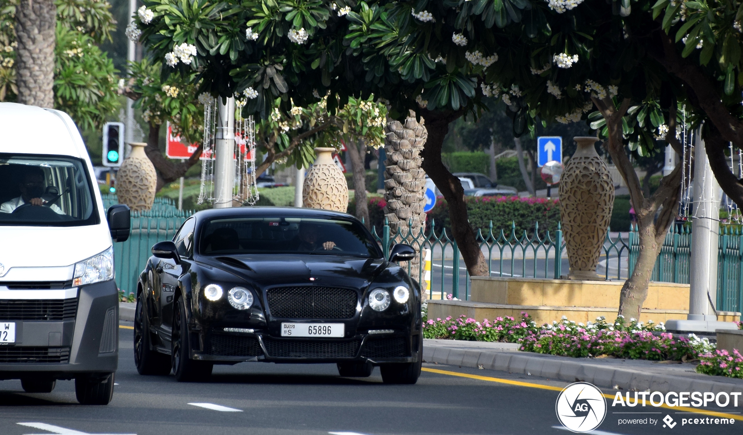 Bentley Continental GT 2012 ONYX Concept GTX