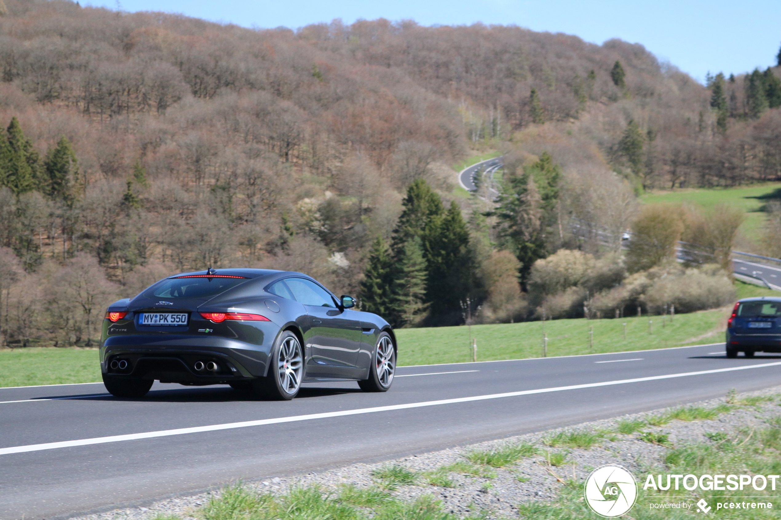 Jaguar F-TYPE R AWD Coupé