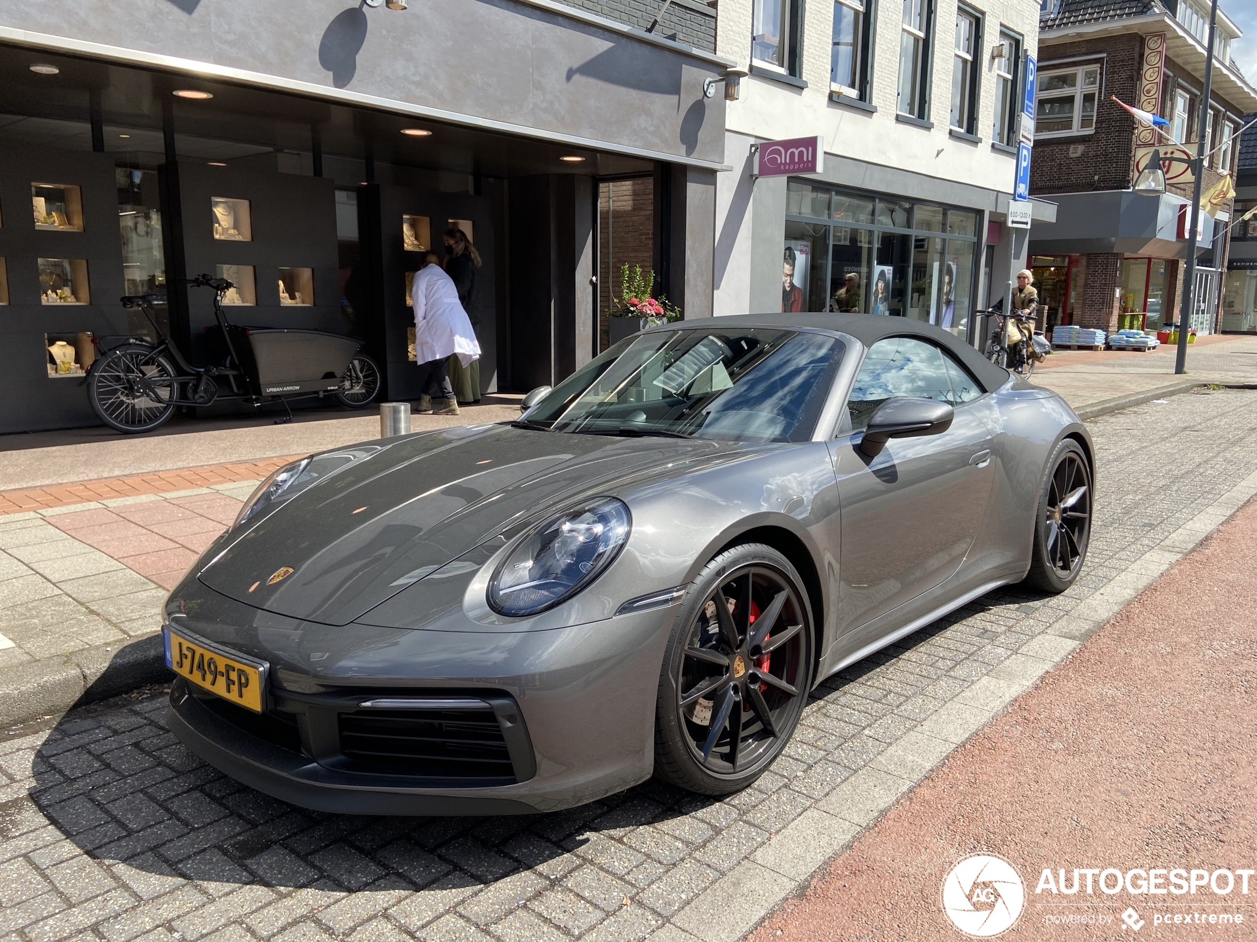 Porsche 992 Carrera S Cabriolet