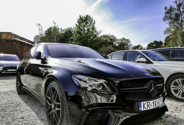 Mercedes-AMG E 63 S W213