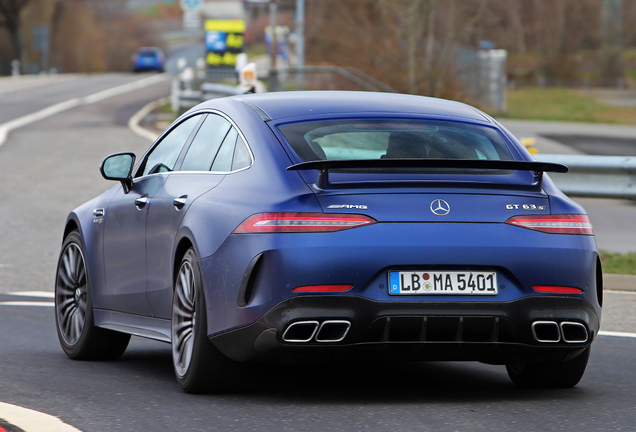 Mercedes-AMG GT 63 S X290