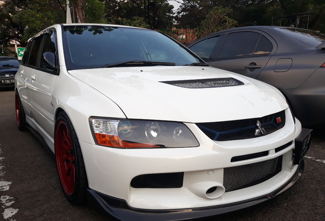 Mitsubishi Lancer Evolution IX Wagon MR