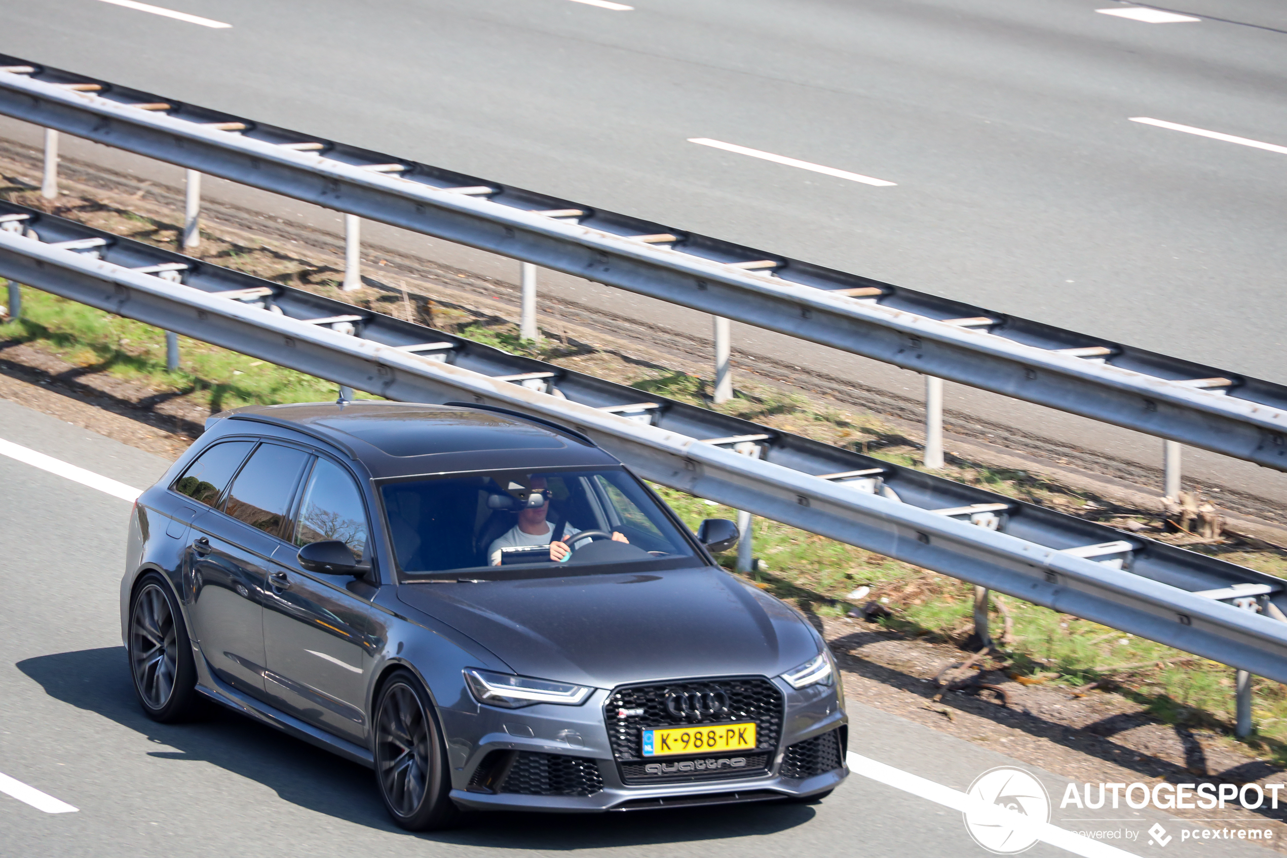 Audi RS6 Avant C7 2015