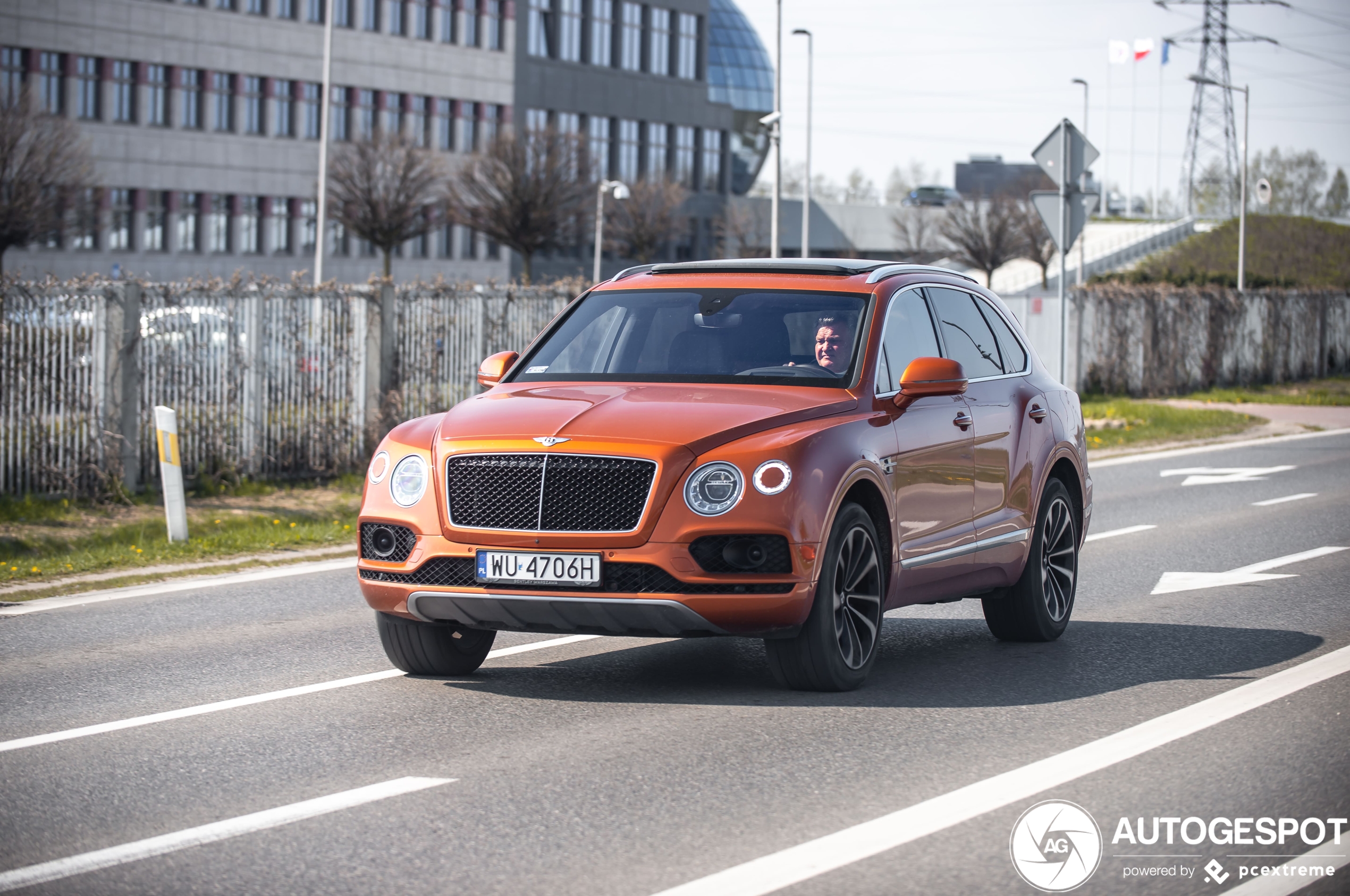 Bentley Bentayga V8