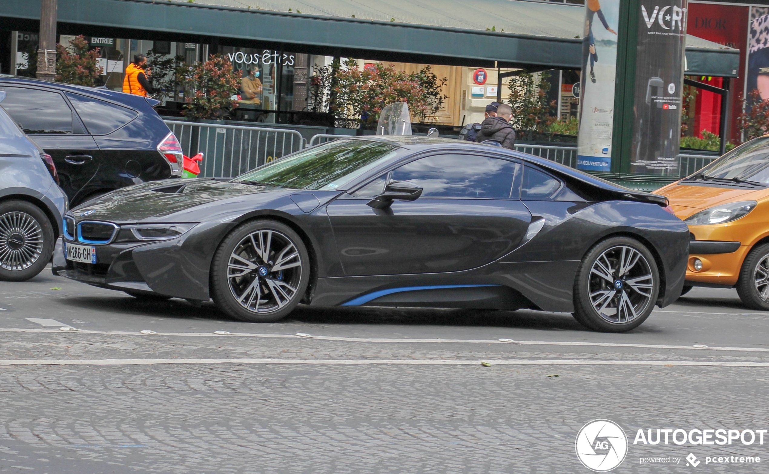 BMW i8