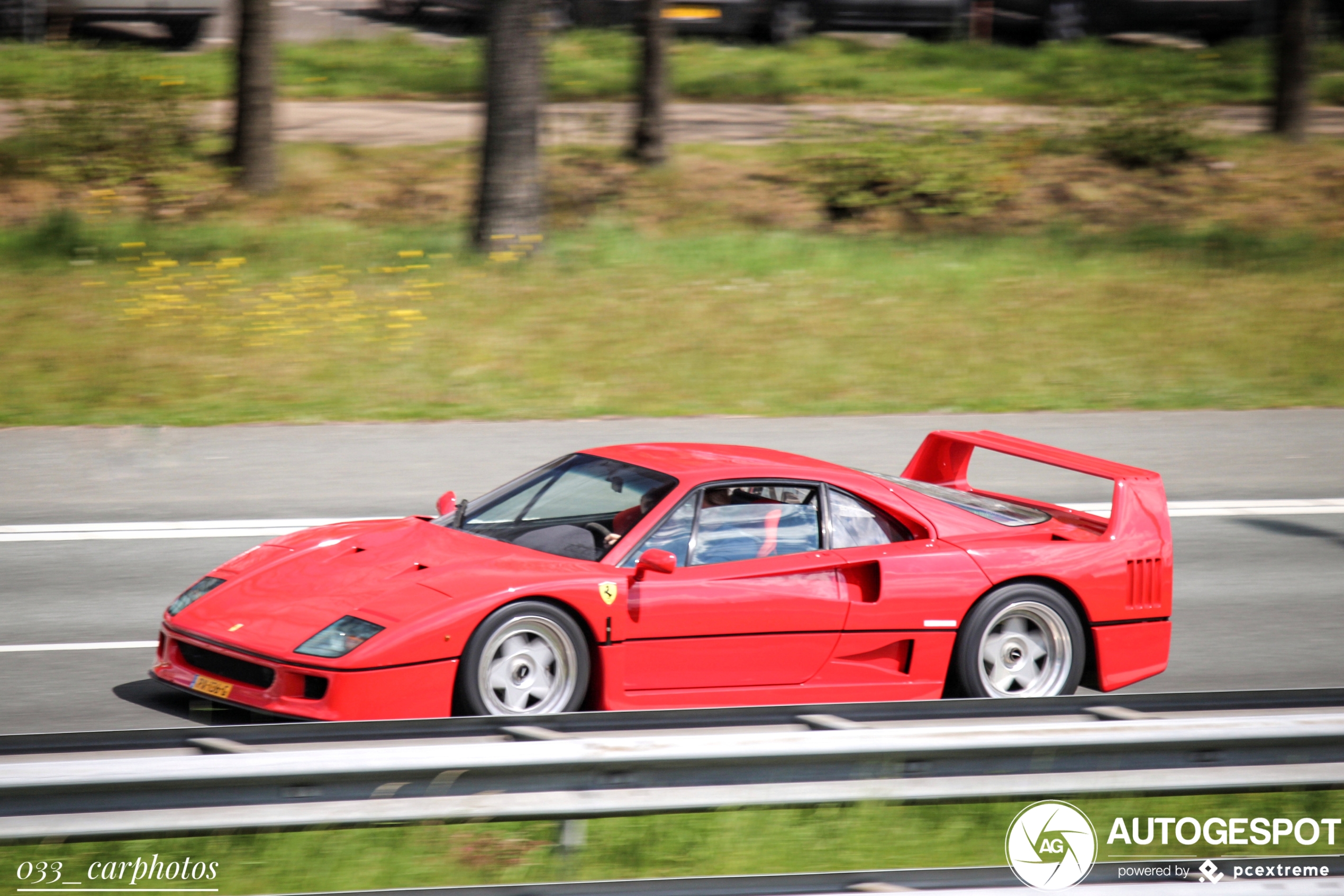 Ferrari F40