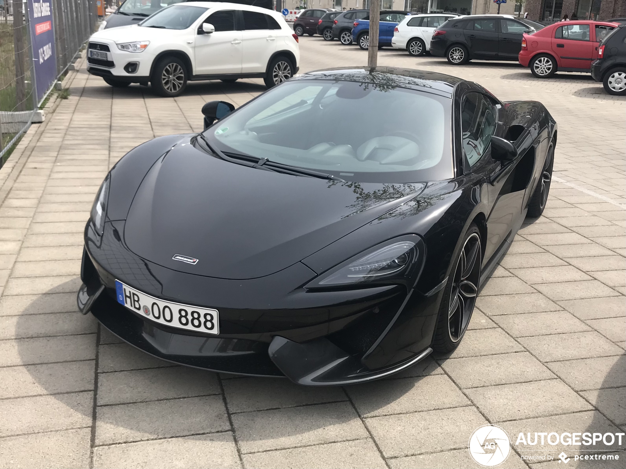 McLaren 570GT