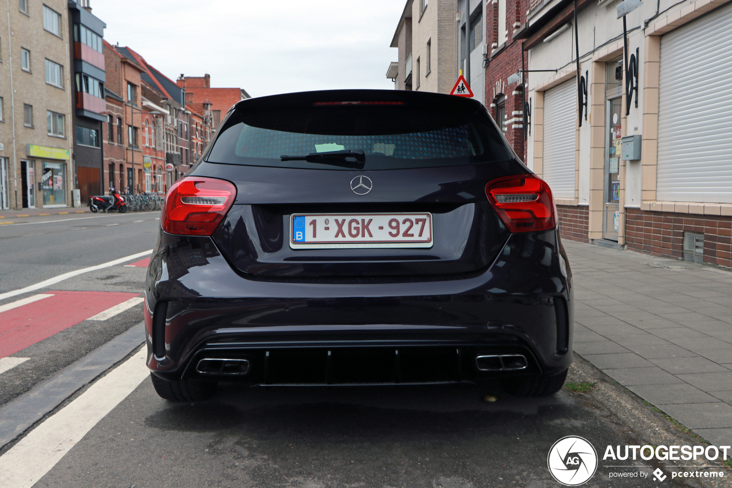 Mercedes-AMG A 45 W176 2015