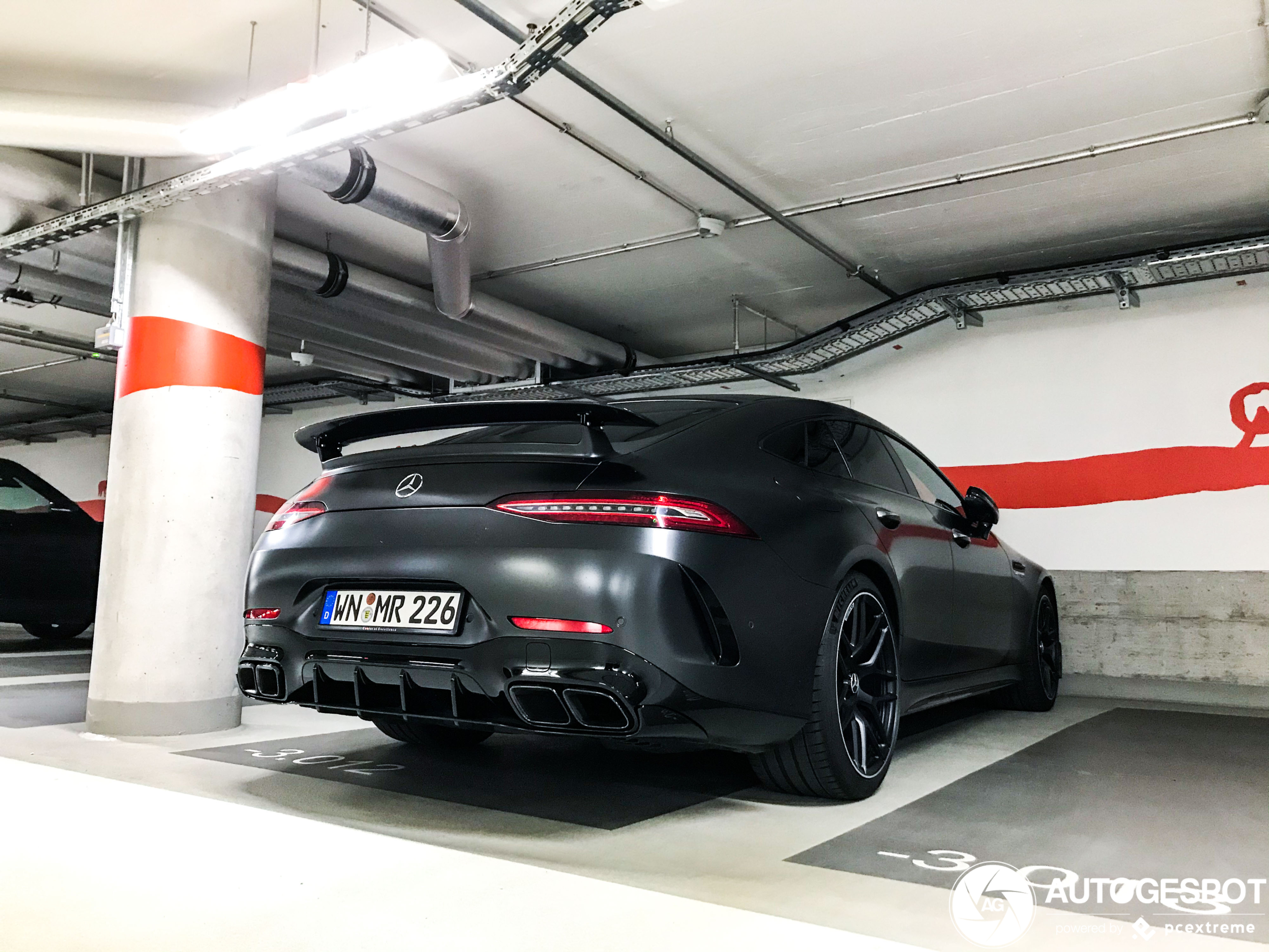 Mercedes-AMG GT 63 S X290