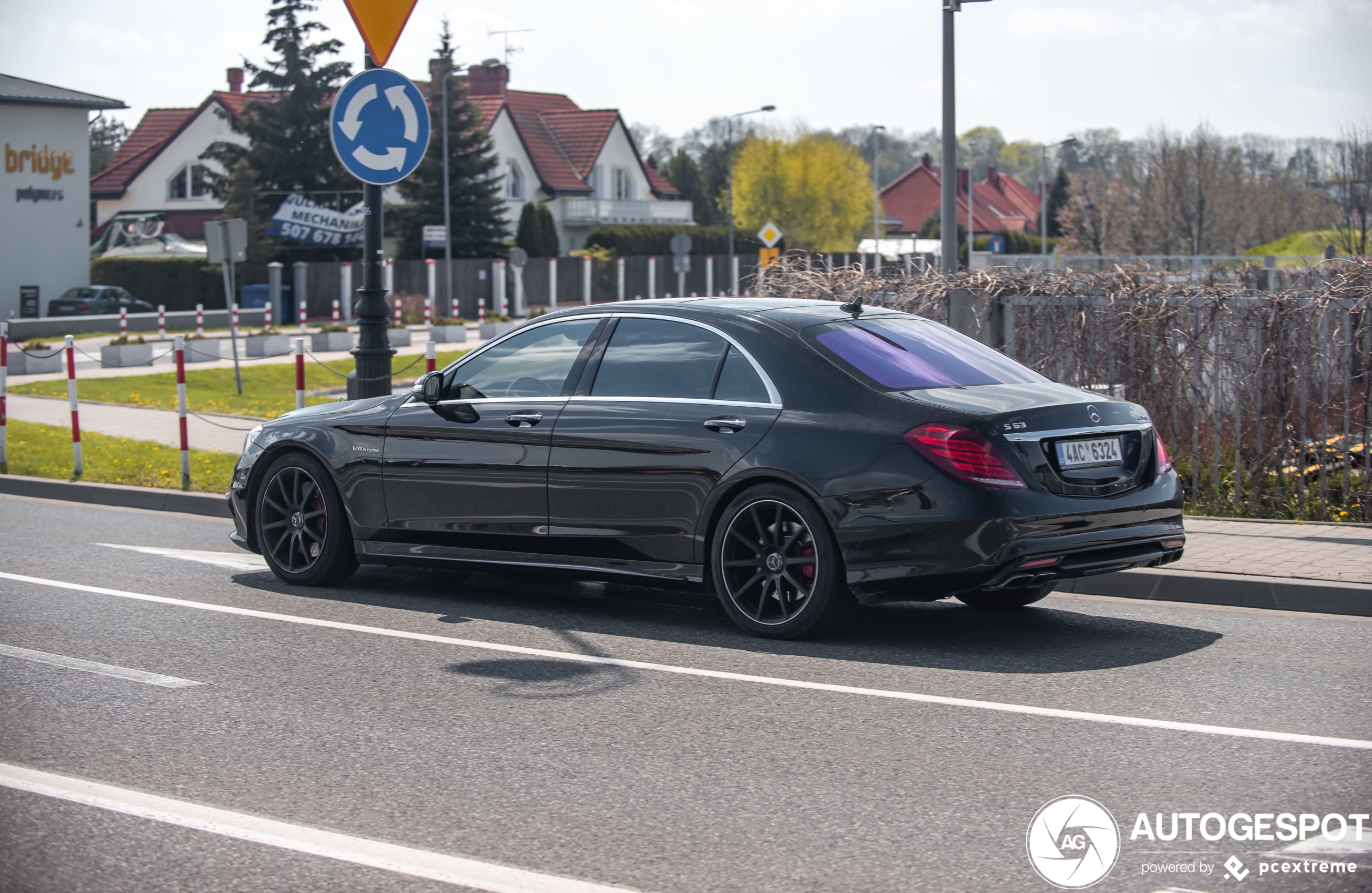 Mercedes-Benz S 63 AMG V222