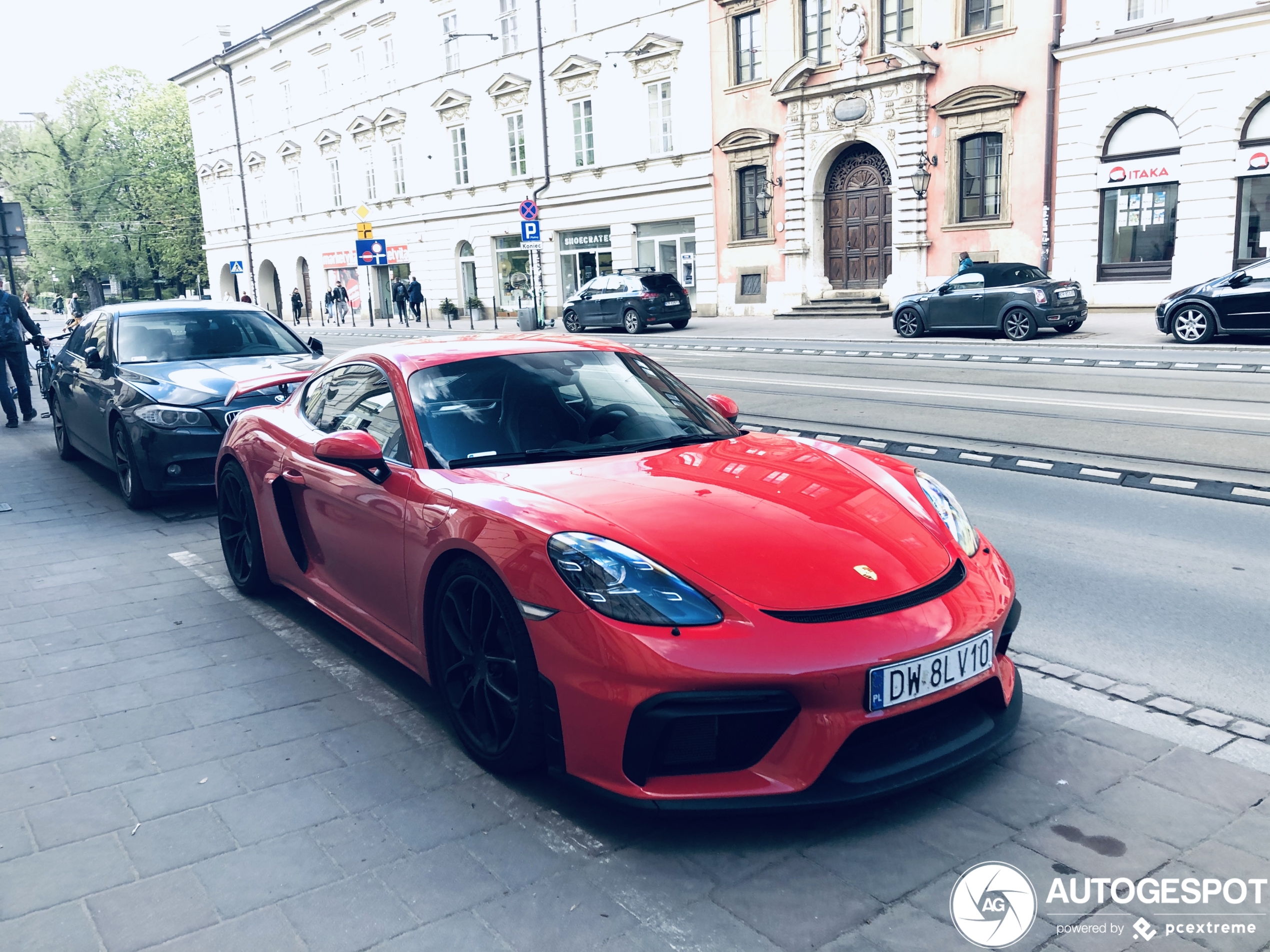 Porsche 718 Cayman GT4