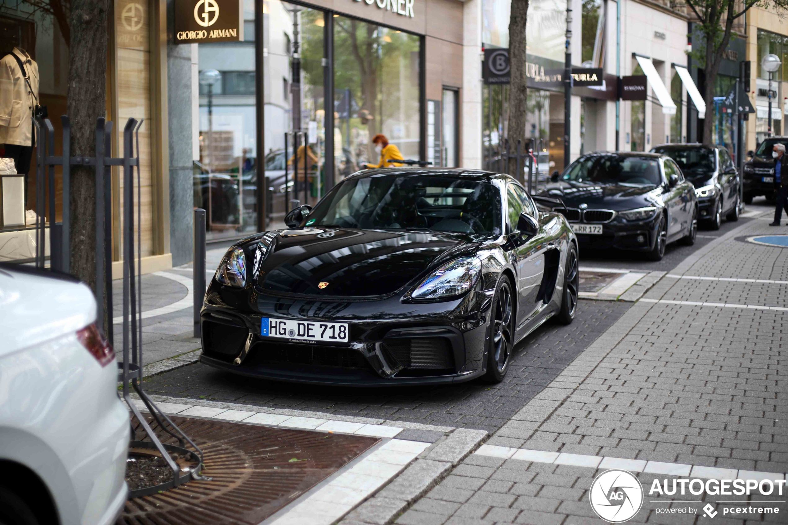 Porsche 718 Cayman GT4