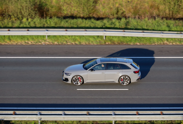 Audi RS4 Avant B9