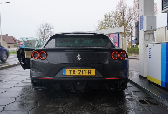 Ferrari GTC4Lusso