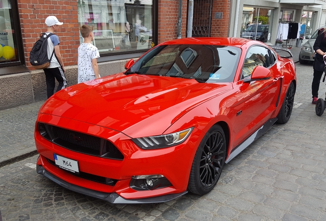 Ford Mustang GT 2015