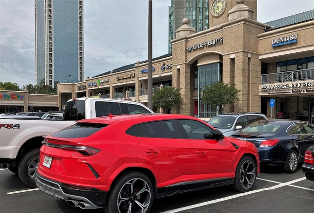 Lamborghini Urus