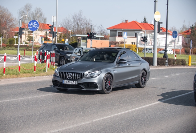 Mercedes-AMG C 63 S W205 2018