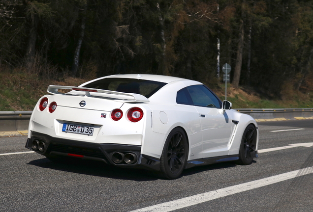 Nissan GT-R 2017