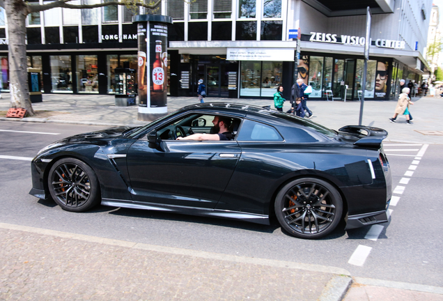 Nissan GT-R 2017