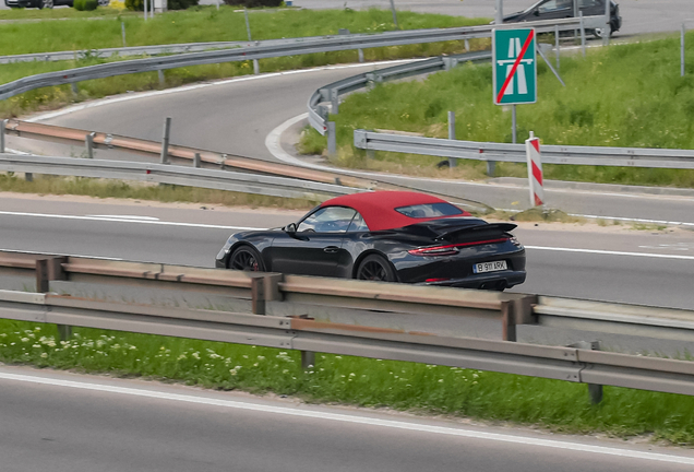 Porsche 991 Carrera 4 GTS Cabriolet MkII