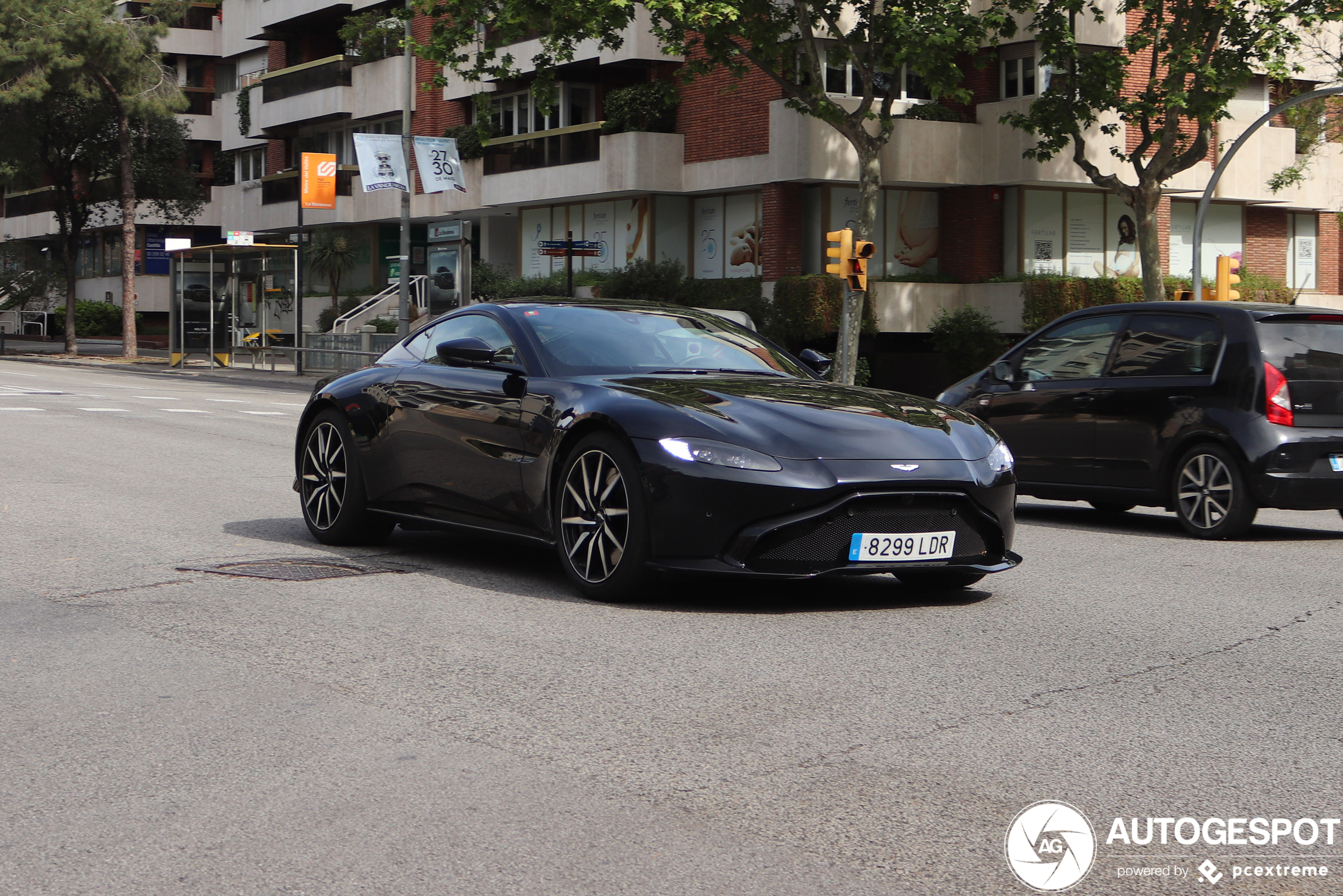 Aston Martin V8 Vantage 2018