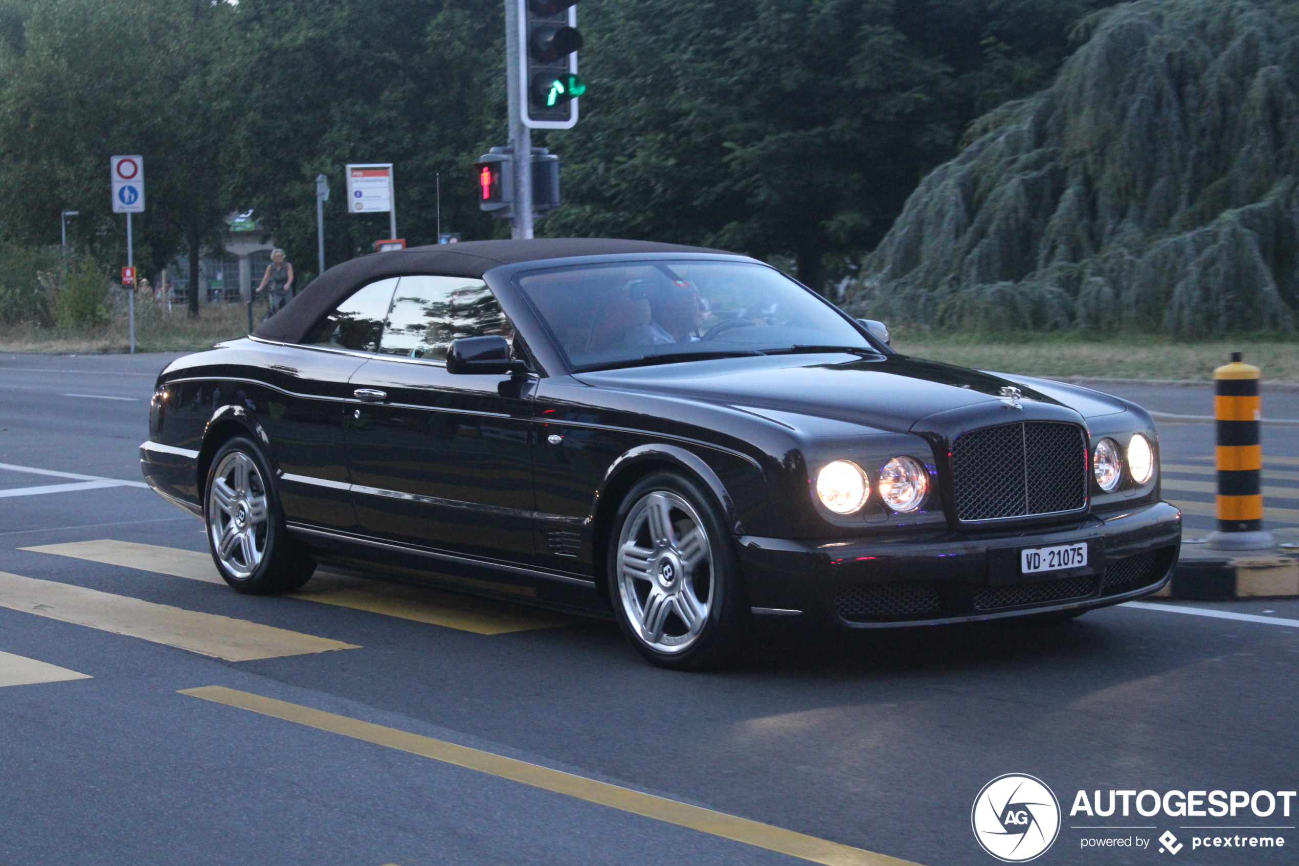 Bentley Azure T