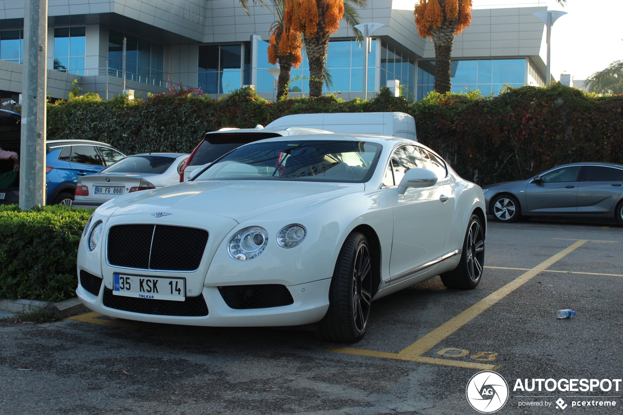 Bentley Continental GT V8