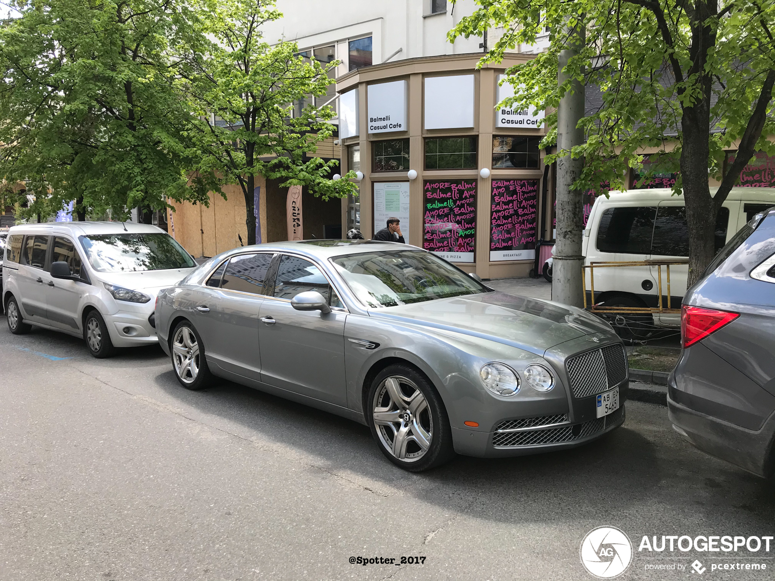 Bentley Flying Spur W12