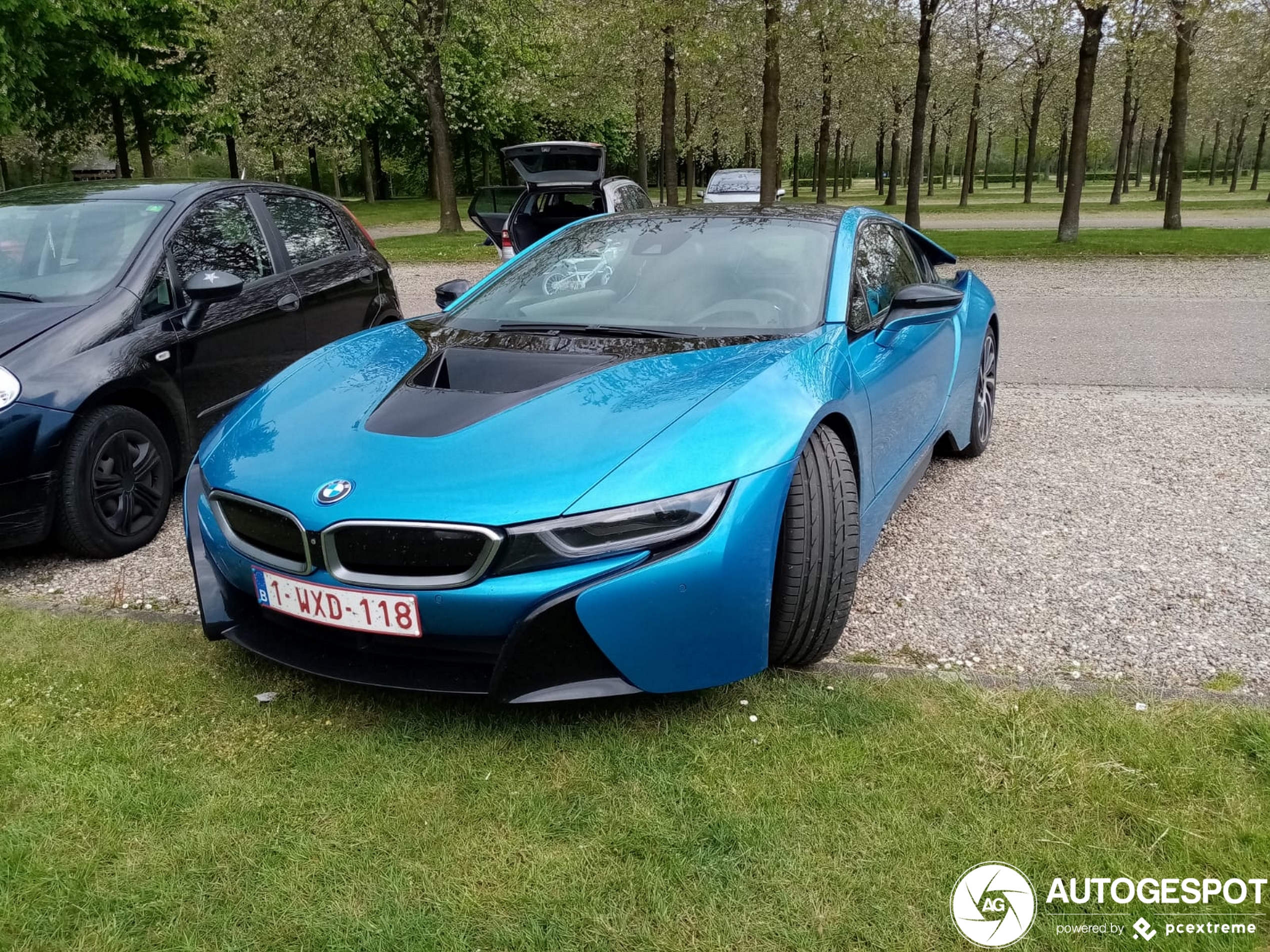 BMW i8